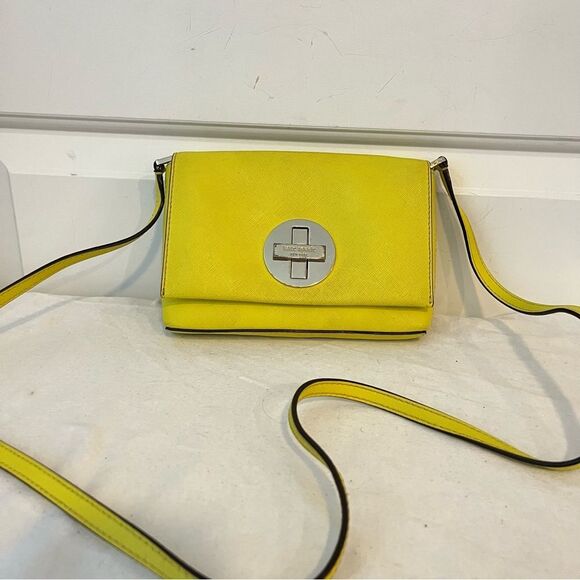 KATE SPADE Yellow Staci Crossbody Turnlock Flap Mulberry Court Shoulder Bag - Picture 1 of 11